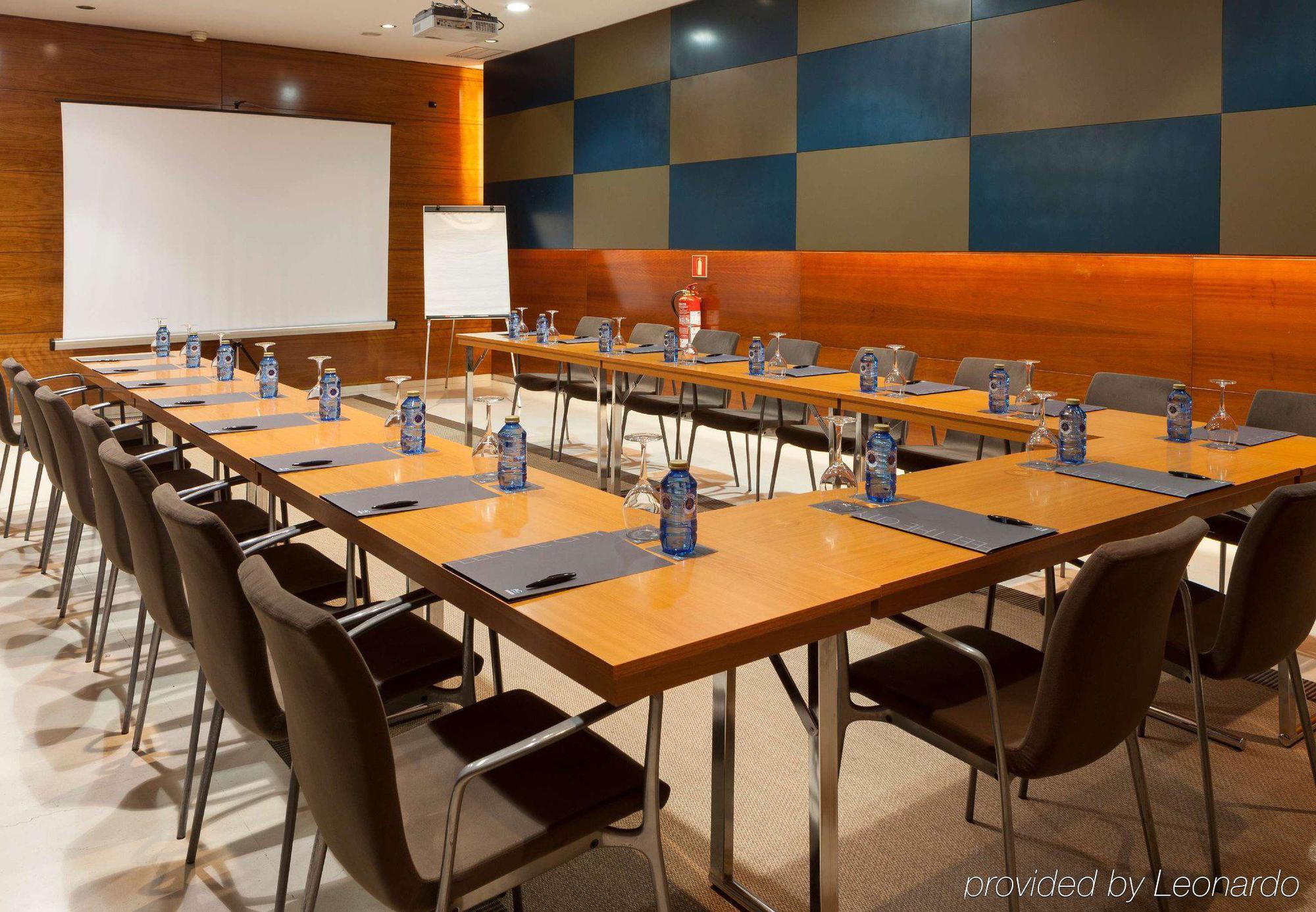 Ac Hotel Leon San Antonio By Marriott Exterior photo